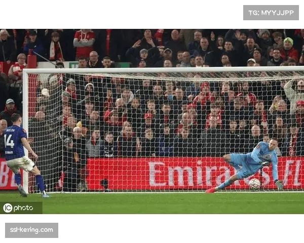 诺丁汉森林战术纪律性评估 足总杯赛场频繁失位致防线崩溃